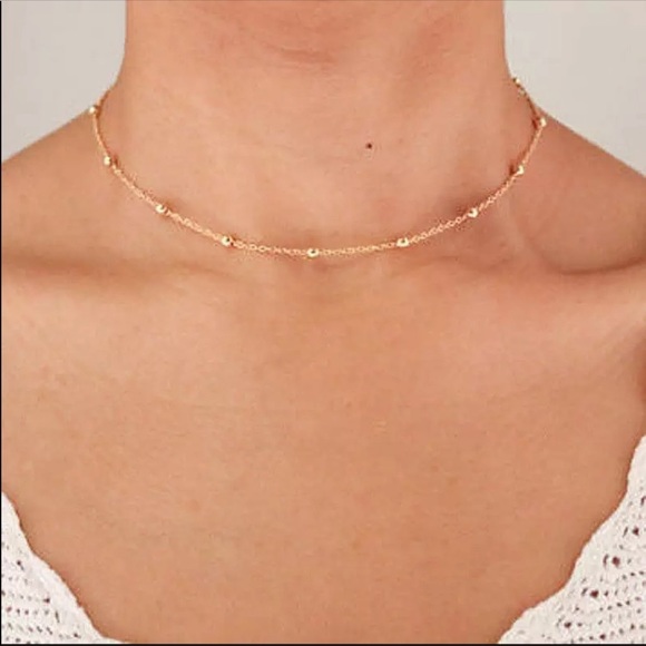 Unbranded Jewelry - 3/$30 💛 Gold Beaded Choker Necklace